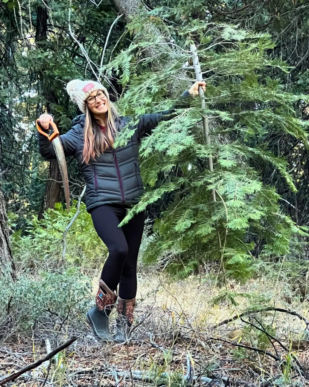How to Cut Down a Christmas Tree: 7 Griswold-Style Tips for the Best Family Tradition