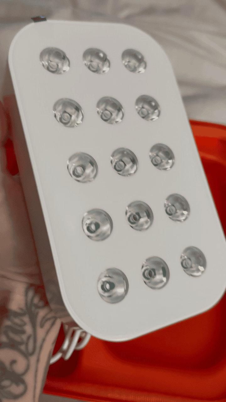 LumeBox 2.0 Red Light Therapy for Pain Relief at Home